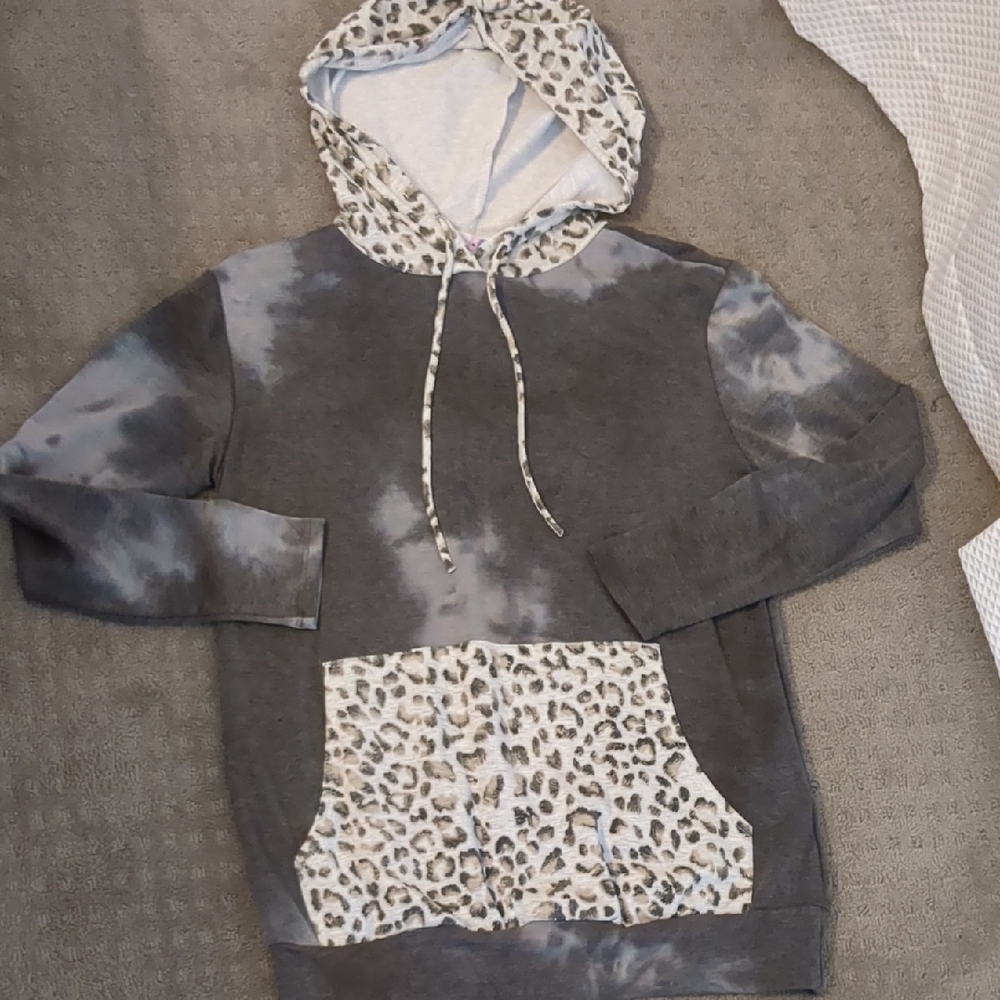 Gray and Leopard Print Hoodie
